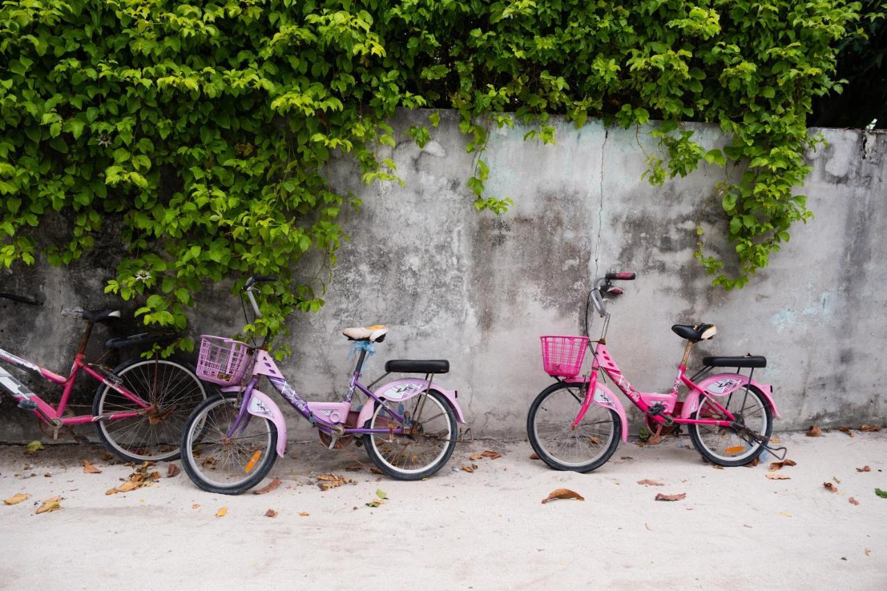 Coral Inn Thulusdhoo Exterior foto